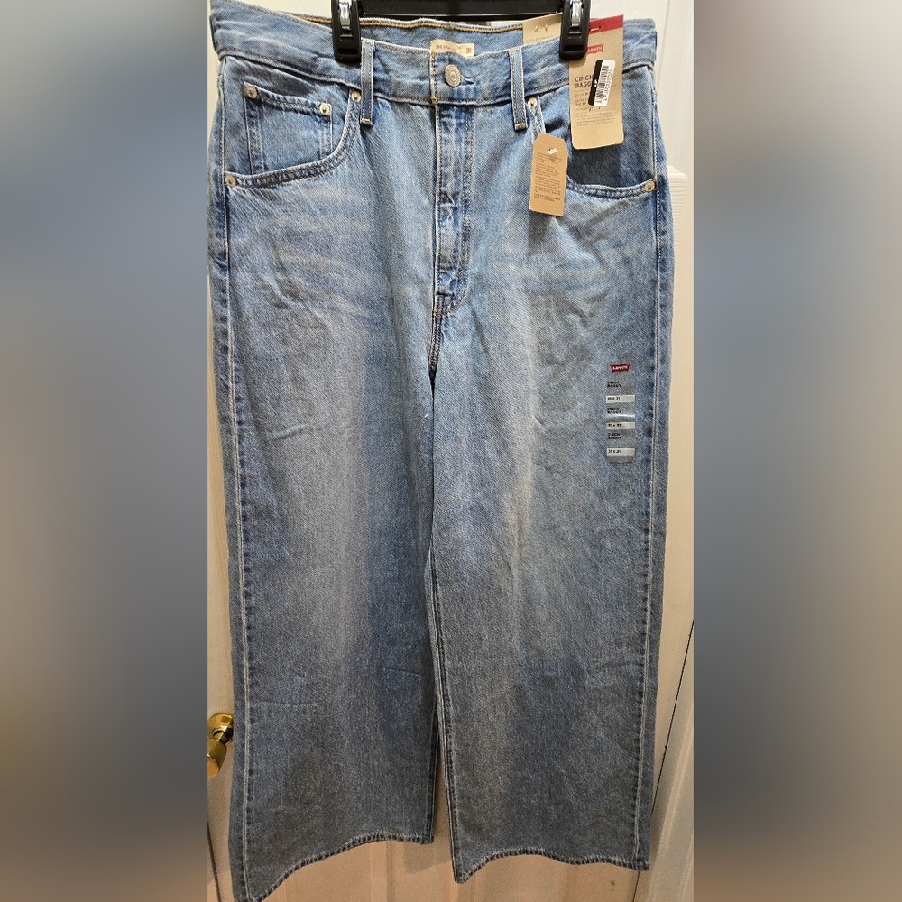 Levi's Fit Cinch Waist Baggy 31/31 NWT